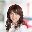 Headshot of Olya Linde